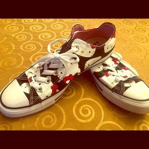 Converse Hello Kitty Shoes